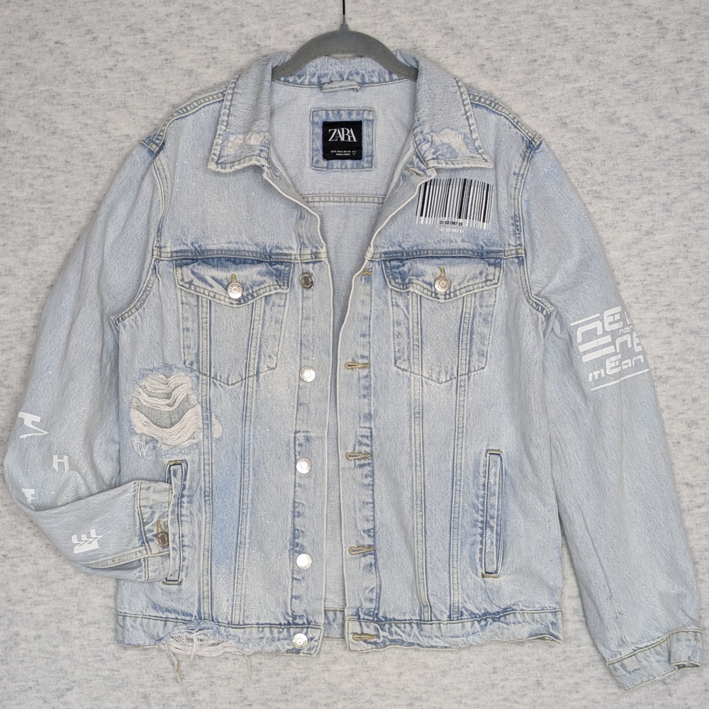 Zara Distressed Light Wash Denim Jacket Graphic Barcode Statue Print Art Size M